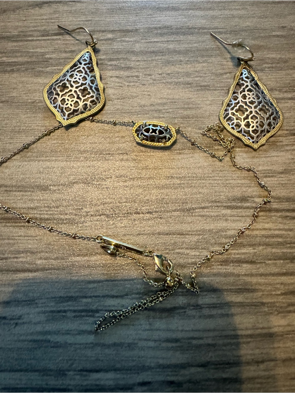 Kendra Scott Gold Filigree Two-Tone Drop Earrings